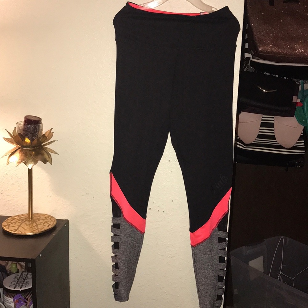 Victoria’s secrets leggings